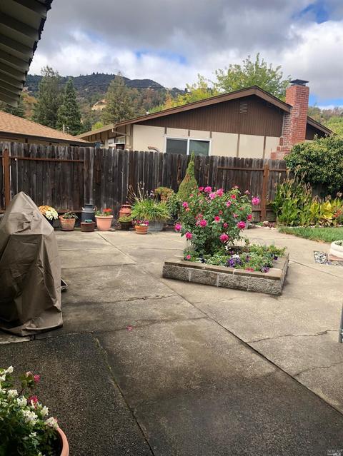 54 Fairview Ct, Ukiah, CA 95482 photo 4