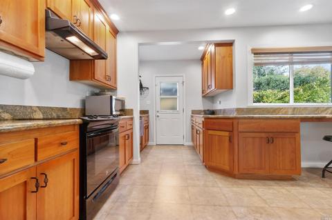 1932 Indiana St, Vallejo, CA 94590 photo 13