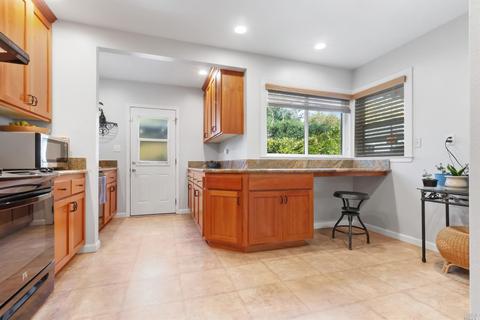 1932 Indiana St, Vallejo, CA 94590 photo 14