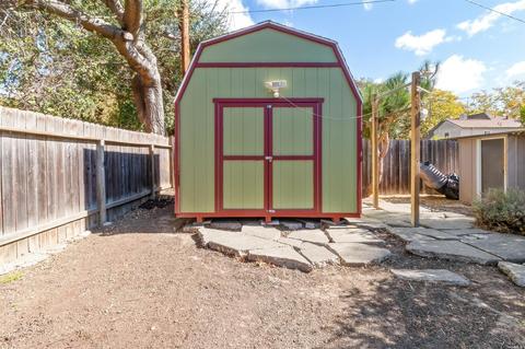 1932 Indiana St, Vallejo, CA 94590 photo 33