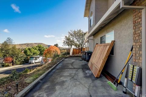 669 Hillside Dr, Fairfield, CA 94533 photo 81