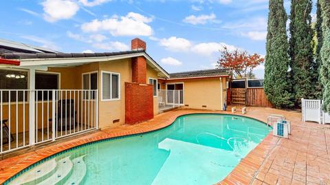 4038 Roland Dr, Concord, CA 94521 photo 8