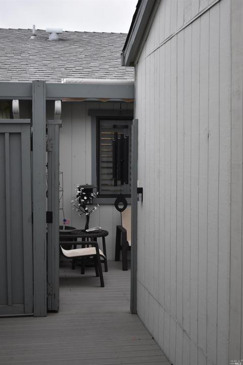 115 Nashville Ln, Vallejo, CA 94591 photo 2