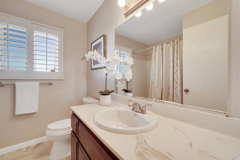180 Camden Ct, Vallejo, CA 94591 photo 32