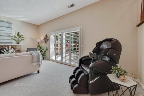 180 Camden Ct, Vallejo, CA 94591 photo 23