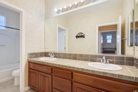 7113 Southhill Ct, Vallejo, CA 94591 photo 27