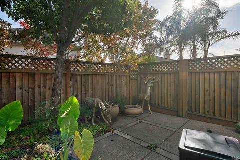 7113 Southhill Ct, Vallejo, CA 94591 photo 39