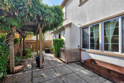 7113 Southhill Ct, Vallejo, CA 94591 photo 42