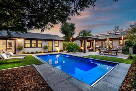 939 Oak St, Sonoma, CA 95476 photo 1