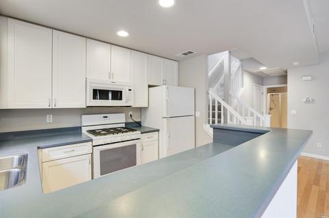 701 Astor Ct, Mountain View, CA 94043 photo 9