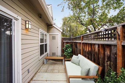 701 Astor Ct, Mountain View, CA 94043 photo 23