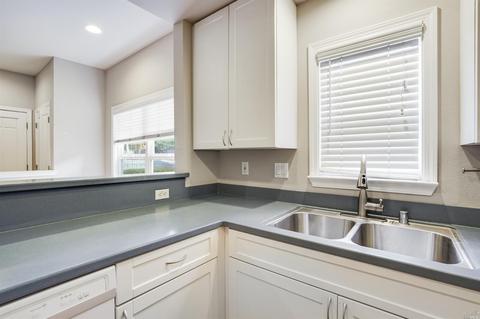 701 Astor Ct, Mountain View, CA 94043 photo 13