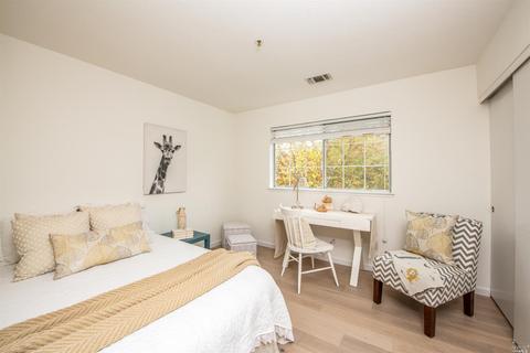 104 Ignacio Valley Cir, Novato, CA 94949 photo 17