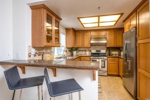 104 Ignacio Valley Cir, Novato, CA 94949 photo 8