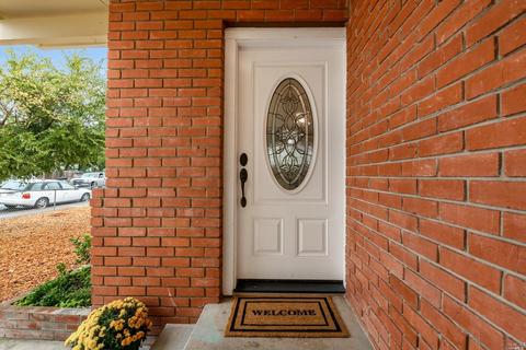 1004 Polaris Dr, Windsor, CA 95492 photo 2