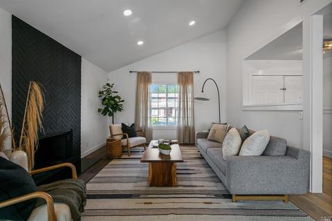 369 Barcelona St, Vallejo, CA 94591 photo 5
