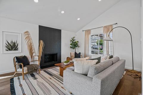369 Barcelona St, Vallejo, CA 94591 photo 6
