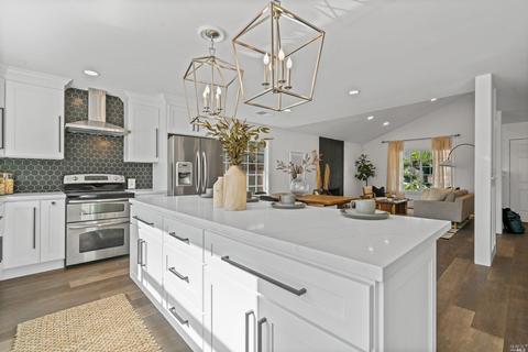 369 Barcelona St, Vallejo, CA 94591 photo 9