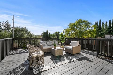 369 Barcelona St, Vallejo, CA 94591 photo 4