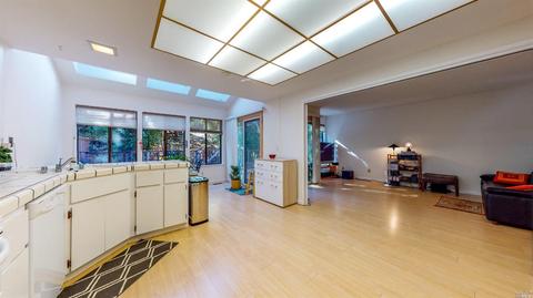 40 Flicker Dr, Novato, CA 94949 photo 14