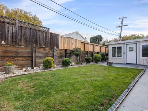 112 Maywood Dr, Vallejo, CA 94591 photo 29