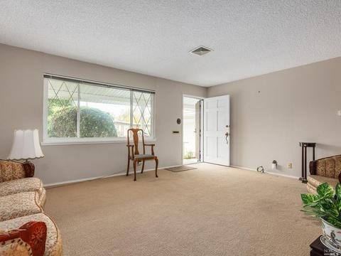 112 Maywood Dr, Vallejo, CA 94591 photo 9