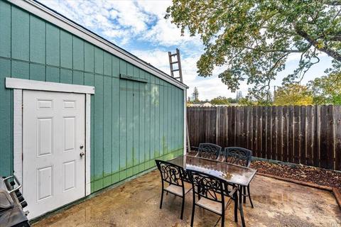 863 Twin Oaks Ln, Windsor, CA 95492 photo 14