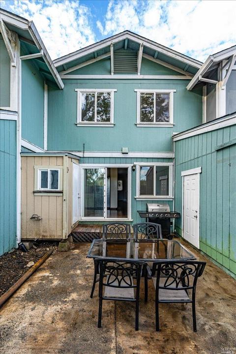 863 Twin Oaks Ln, Windsor, CA 95492 photo 18