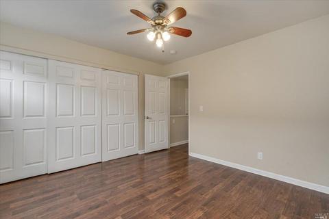 863 Twin Oaks Ln, Windsor, CA 95492 photo 9