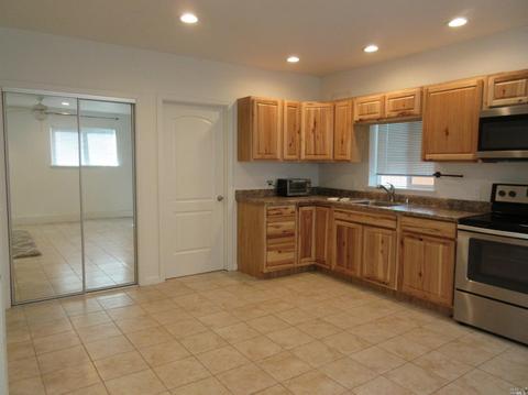 318 Crestview Dr, Ukiah, CA 95482 photo 25