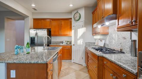 556 Kirkland Ave, Vallejo, CA 94592 photo 14