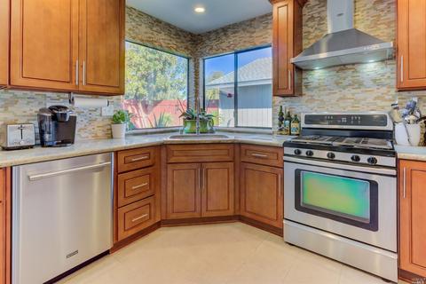 910 Sage Dr, Vacaville, CA 95687 photo 16