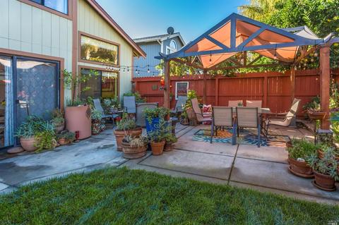 910 Sage Dr, Vacaville, CA 95687 photo 36