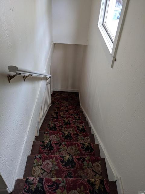 610 N Pine St, Ukiah, CA 95482 photo 25