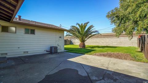 2056 Buckingham Dr, Fairfield, CA 94533 photo 22