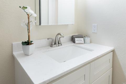 194 Courtyards E, Windsor, CA 95492 photo 10
