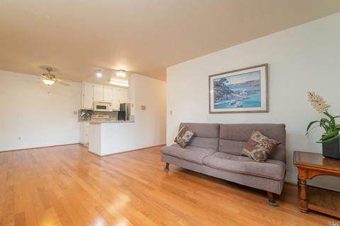 483 Lighthouse Dr, Vallejo, CA 94590 photo 4