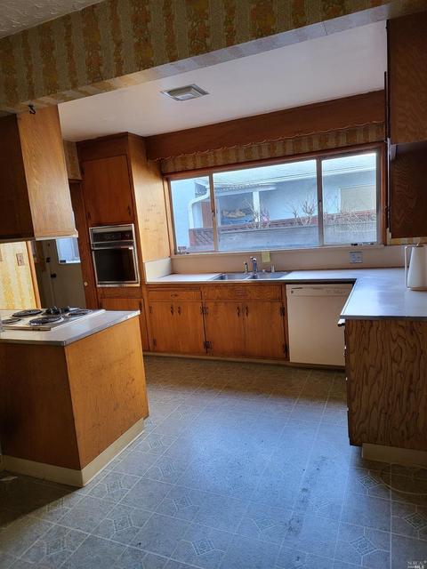 614 Mclaughlin St, Richmond, CA 94805 photo 5