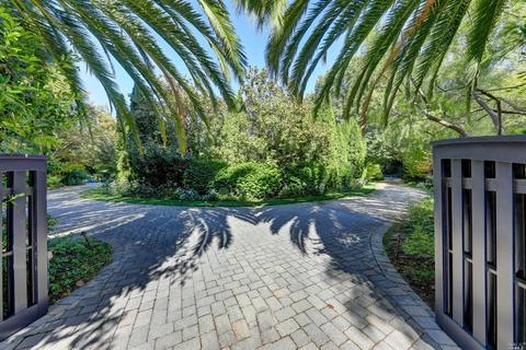 32 Shady Ln, Ross, CA 94957 photo 2