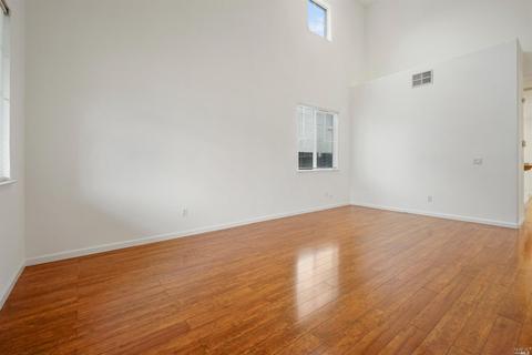 4306 Melody Ln, Vallejo, CA 94591 photo 4
