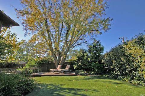 405 2nd St E, Sonoma, CA 95476 photo 2