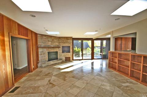 405 2nd St E, Sonoma, CA 95476 photo 4