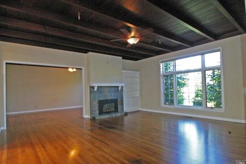 405 2nd St E, Sonoma, CA 95476 photo 3