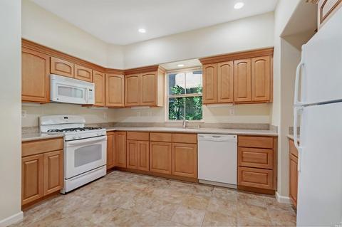 185 Stonegate Cir #B, Cloverdale, CA 95425 photo 12