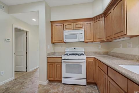 185 Stonegate Cir #B, Cloverdale, CA 95425 photo 13