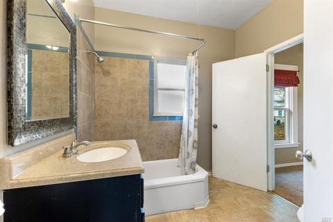 705 Dora Ave, Ukiah, CA 95482 photo 13