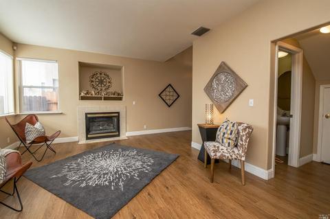 596 Edenderry Dr, Vacaville, CA 95688 photo 15