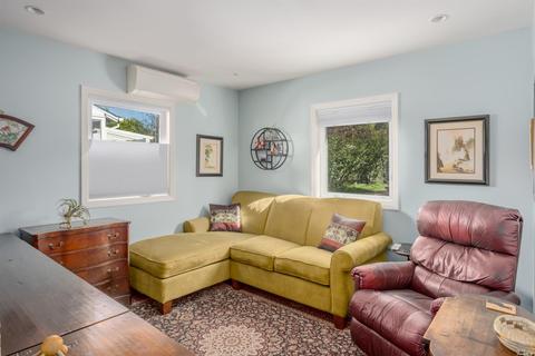 906 Maxwell St, Healdsburg, CA 95448 photo 11