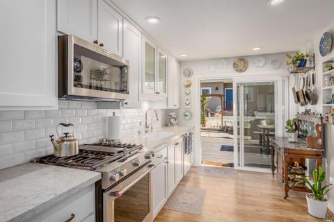 906 Maxwell St, Healdsburg, CA 95448 photo 7