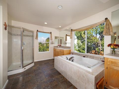 1493 Golf Course Dr, Windsor, CA 95492 photo 22